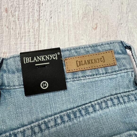 NWT BLANK NYC High Rise Cut-Out Jean Shorts SIZE 24 Blue Denim NEW - Picture 5 of 11